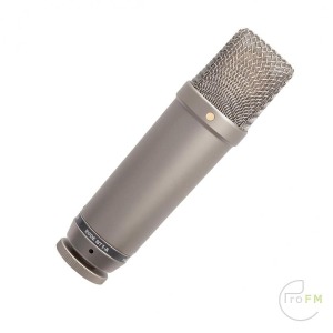 Pro FM Broadcast - Rode NT1A Studio Condenser Microphone