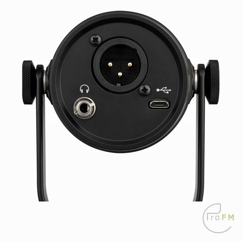 Pro-FM-Broadcast-ShureMV7-K-USB-back.